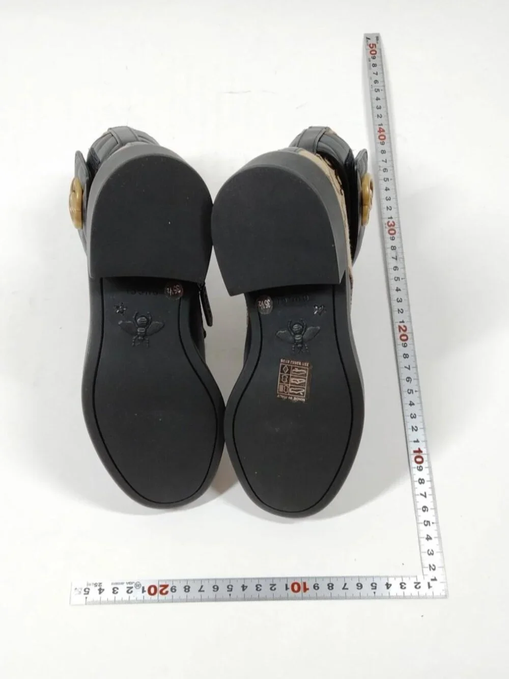 Gucci statement gg